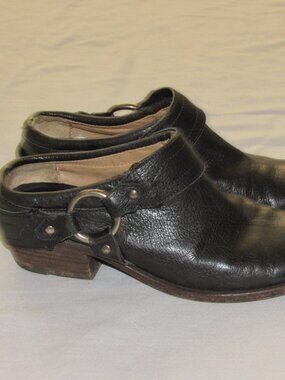 Frye Carson sz 8 Black Leather Western Harness Mule Bootie Boots Clogs 70160